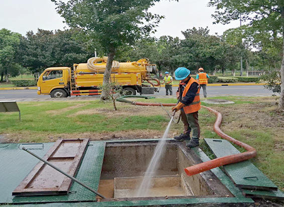 景洪化油池清理